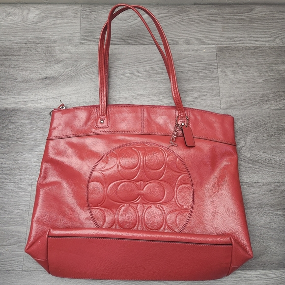 Coach LAURA Patent Leather Tote  Zip Corral Pink Mauve Logo Embossed Silver Line - Picture 1 of 15